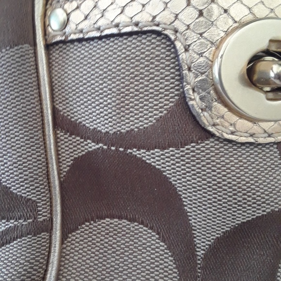 Coach Khaki Signature Jacquard Python Shoulder Bag - Picture 8 of 8